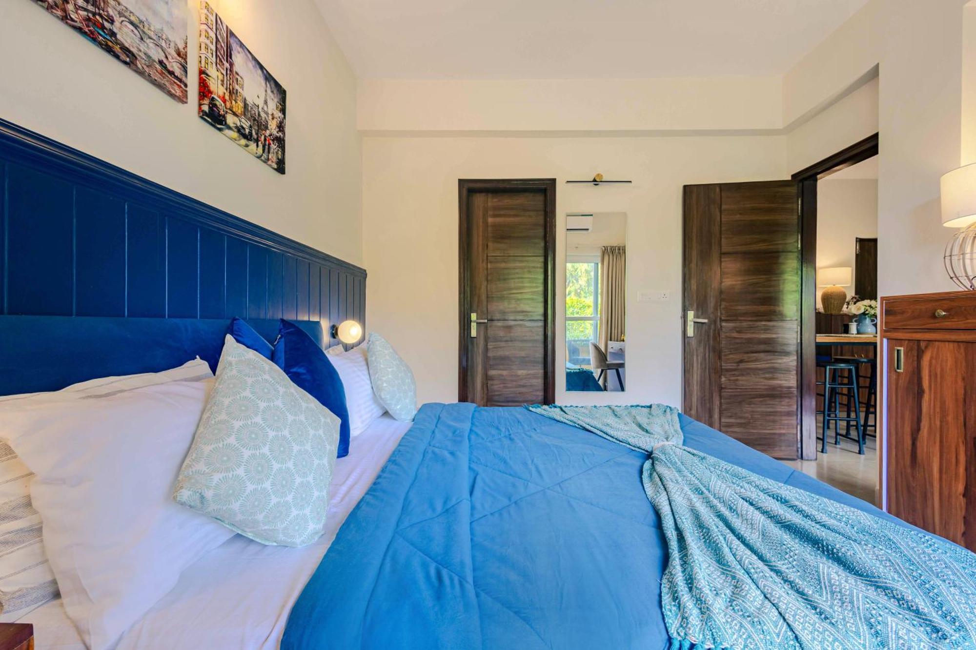 Alaya Stays 1 Bhk With Balcony & Pool - Veera Marina Candolim Kültér fotó