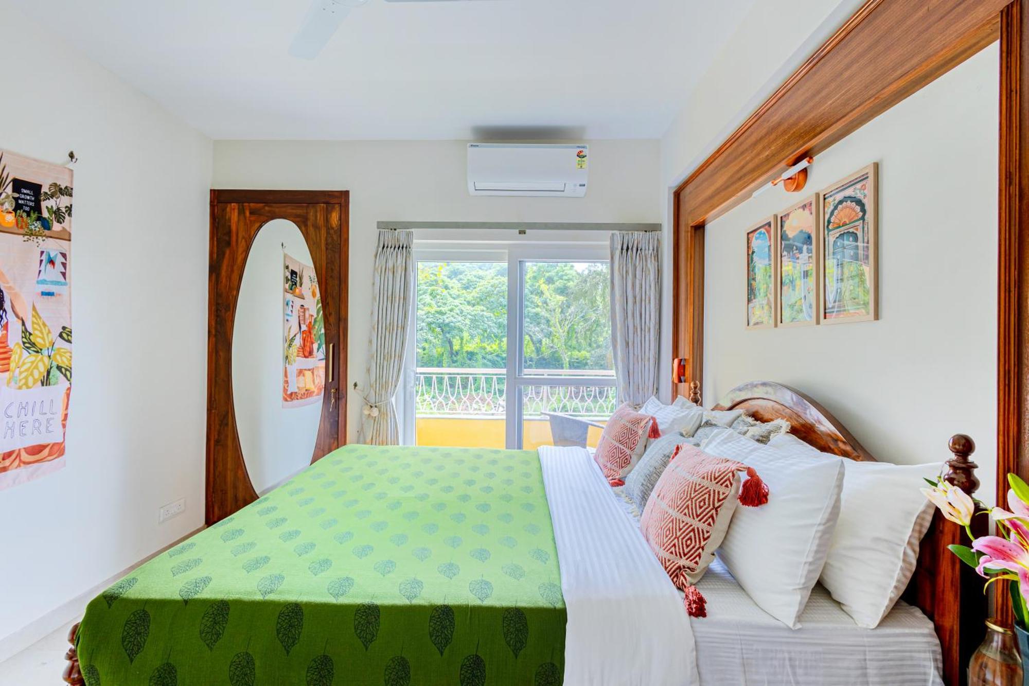 Alaya Stays 1 Bhk With Balcony & Pool - Veera Marina Candolim Kültér fotó