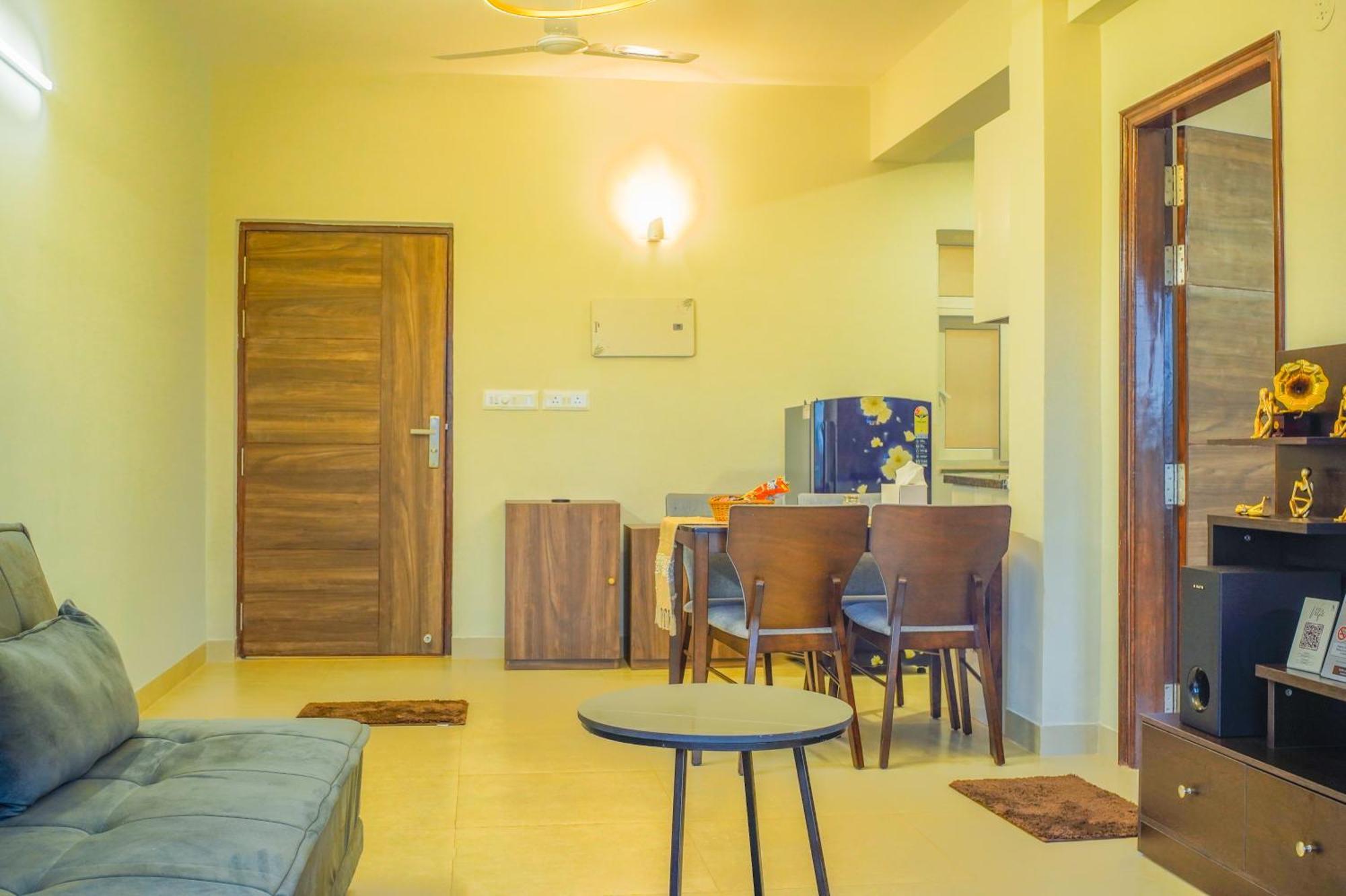 Alaya Stays 1 Bhk With Balcony & Pool - Veera Marina Candolim Kültér fotó