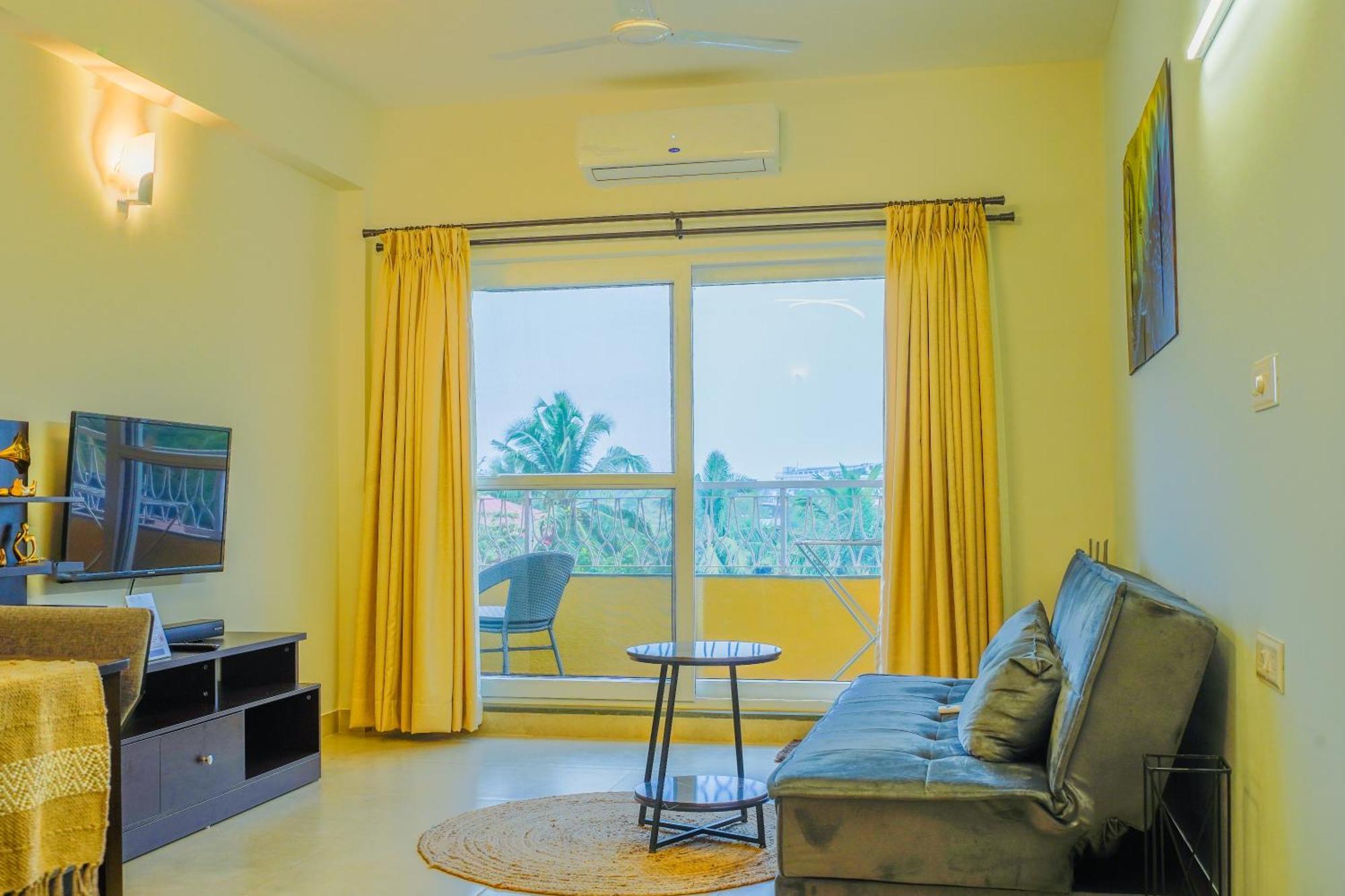 Alaya Stays 1 Bhk With Balcony & Pool - Veera Marina Candolim Kültér fotó